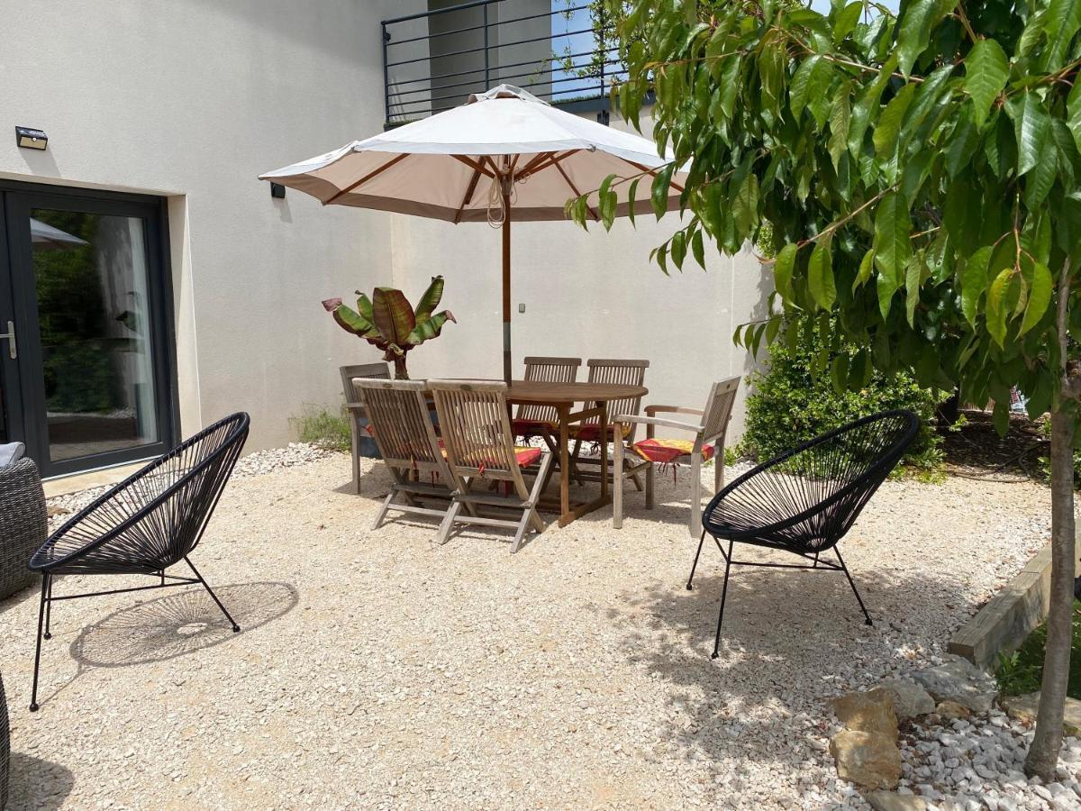 Rez-De-Villa Proche De La Mer - Villa Temana Saint-Cyr-sur-Mer Exterior photo